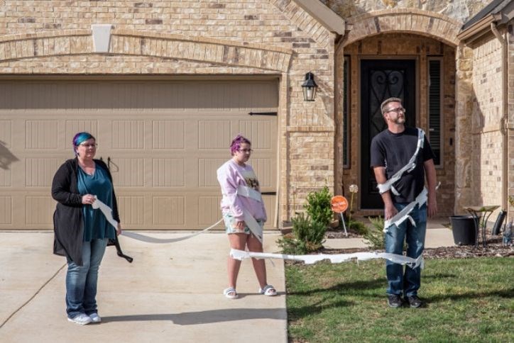 Walusko Family, Canyon Falls residents - photograph by Chris Rusanowsky